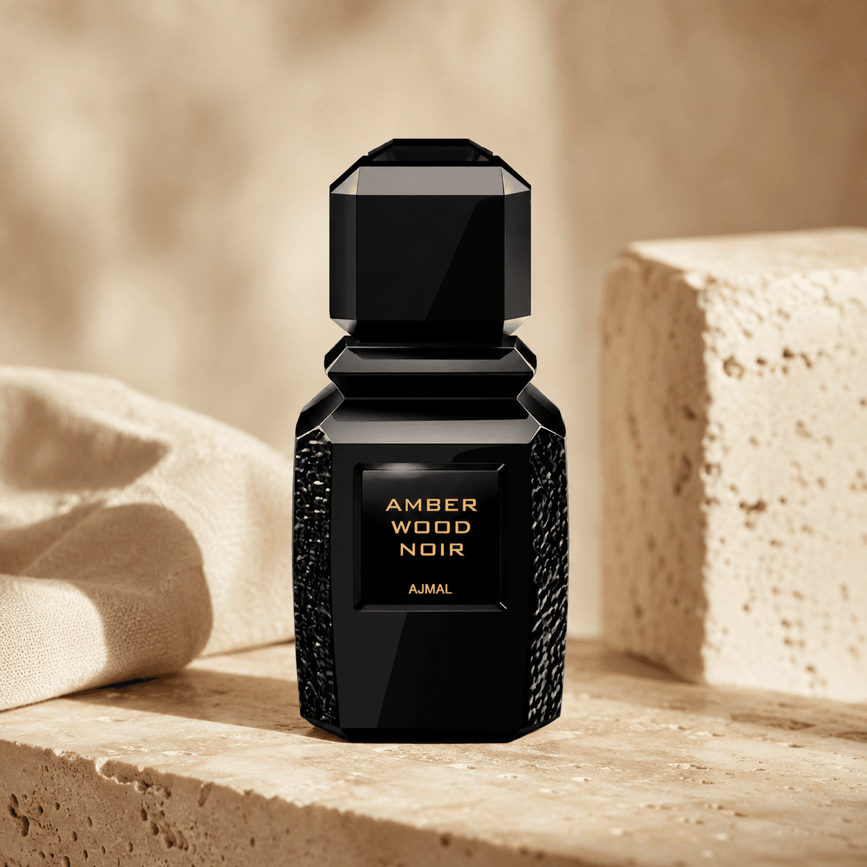 AJMAL Amber Wood Noir